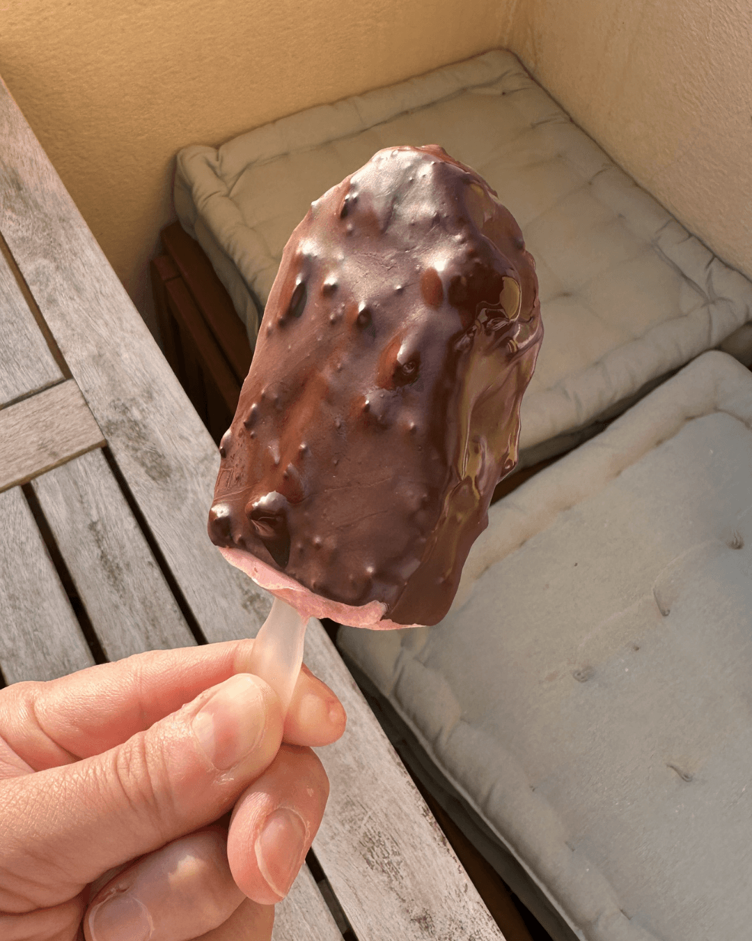 Glace protéinée à la framboise et au beurre de cacahuète